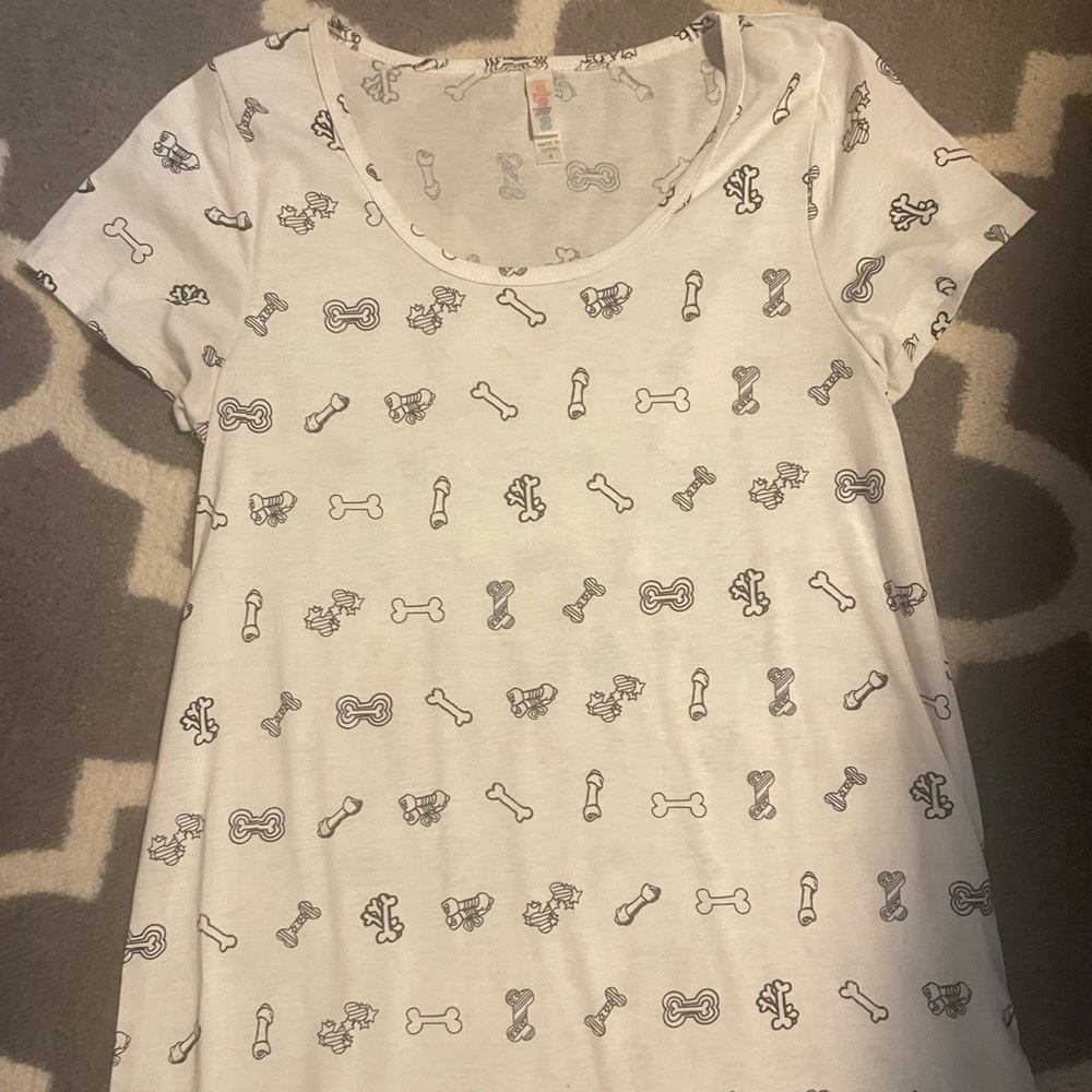 Bones lularoe classic T